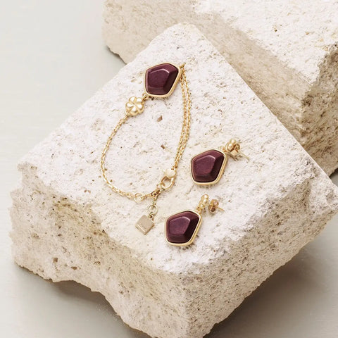 Orecchini pendenti con pietra ceramica e fiore