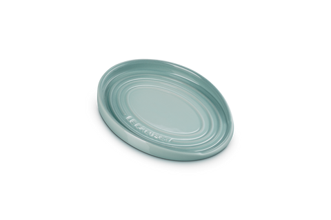 Poggiamestolo ovale in gres vetrificato sea salt Le creuset