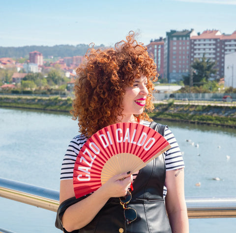 Ventaglio “cazzo di caldo” rosso