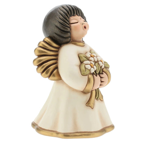 Angelo Nelly con margherite piccolo