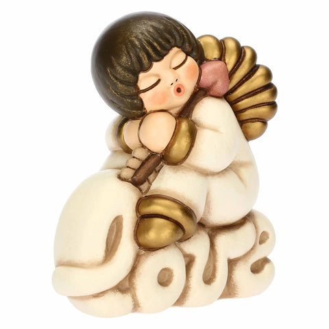Angelo Amore su scritta Love in ceramica Angel Love, medio