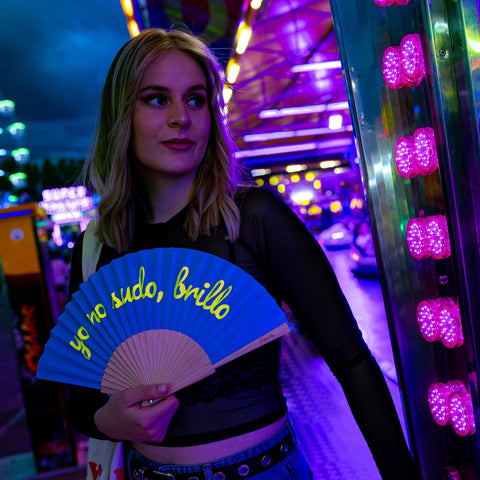 Ventaglio “yo no sudo, brillo”