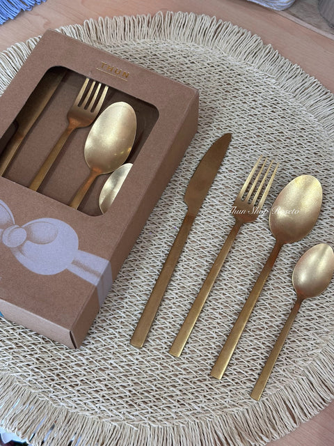 Set 24 posate Oro  4 season THUN