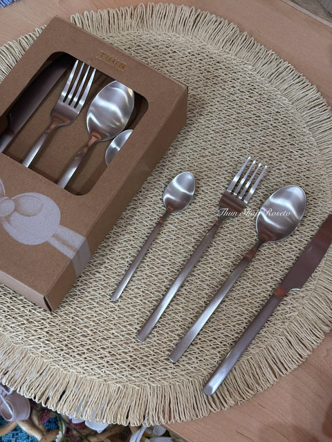 Set  24 Posate argentate Thun 4 Season