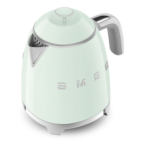 Bollitore elettrico verde pastello piccolo Estetica 50's Style SMEG