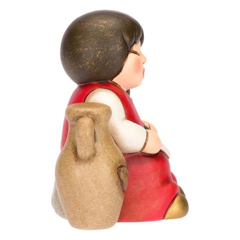 Bimba con olive in ceramica Presepe Classico, Rosso Thun