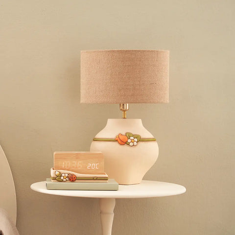 Lampada da tavolo in ceramica con fiori