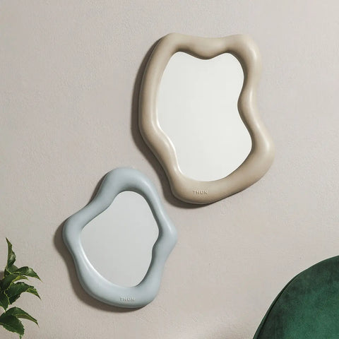 Specchio organico Plumé, piccolo