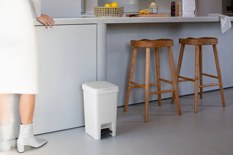 Pattumiera a pedale StepUp 16 lt bianco Brabantia
